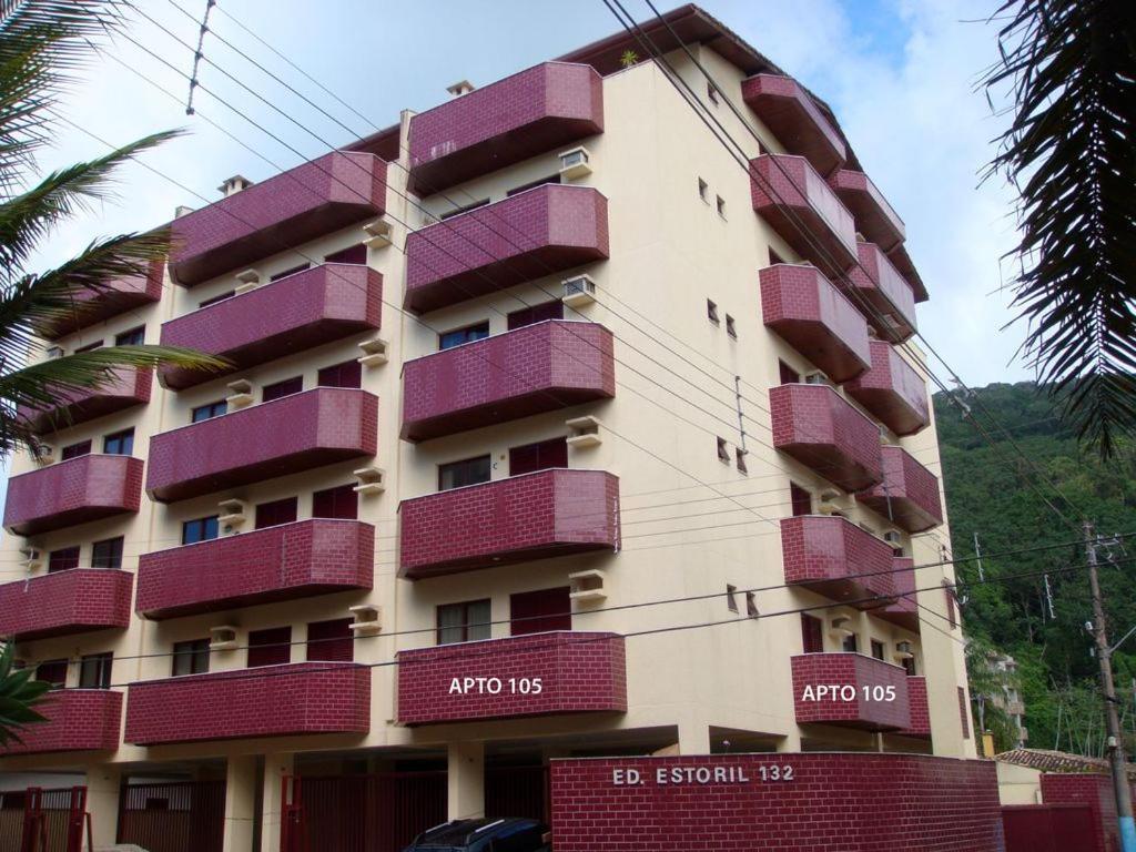 Apartamento Espacoso Com Ar Condicionado E Wi-Fi, A 100 Metros Da Praia - Edificio Estoril 우바투바 외부 사진